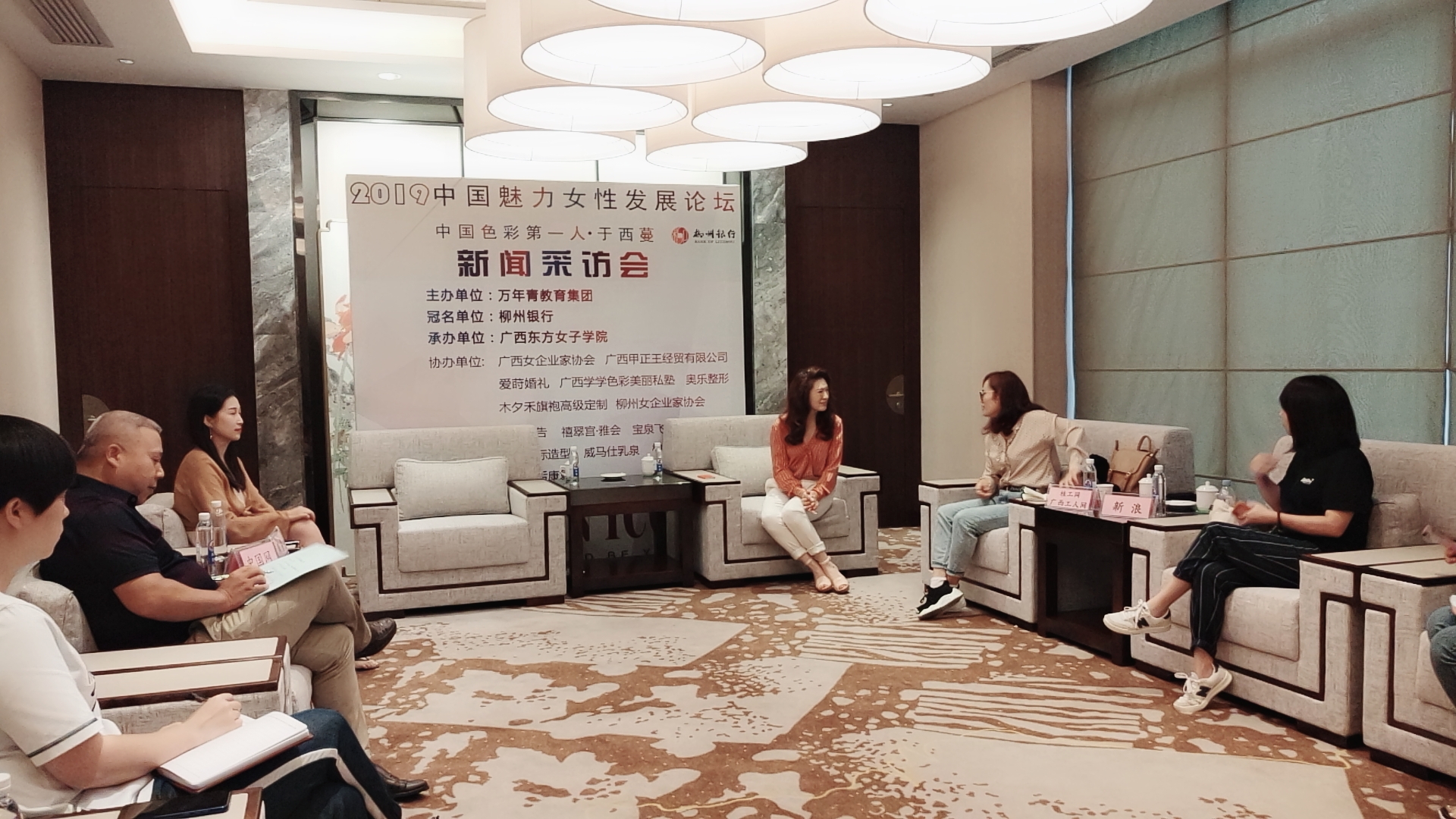 「西蔓美育公益行」埋一顆美的種子，讓美學(xué)之光照進生命